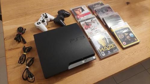 PS3 slim 320GB met 2 controllers en 7 spellen., Games en Spelcomputers, Spelcomputers | Sony PlayStation 3, Gebruikt, Slim, 320 GB