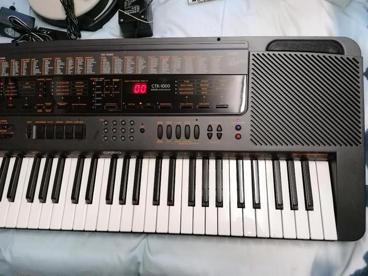 Casio keyboards te koop, Muziek en Instrumenten, Keyboards, Zo goed als nieuw, 61 toetsen, Casio, Aanslaggevoelig, Midi-aansluiting