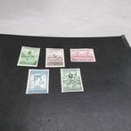 BELGIE 827 /831 met scharnier en cote 50,00 €, Postzegels en Munten, Postzegels | Volle albums en Verzamelingen, Ophalen of Verzenden