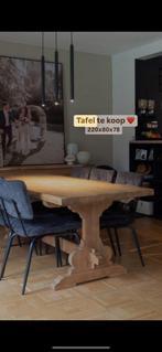 Eike tafel, Enlèvement, Comme neuf