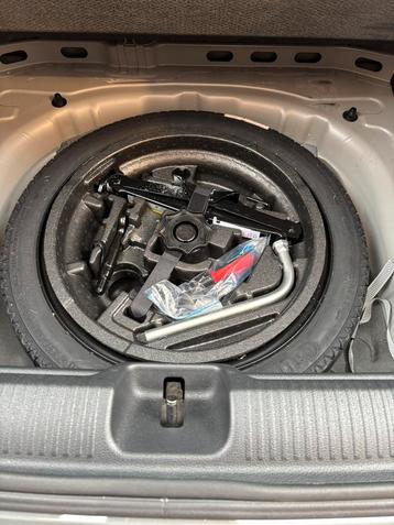 Thuiskomertje Autoreservewiel, Auto-onderdelen, Ophalen, Nieuw, Personenwagen, Band(en)