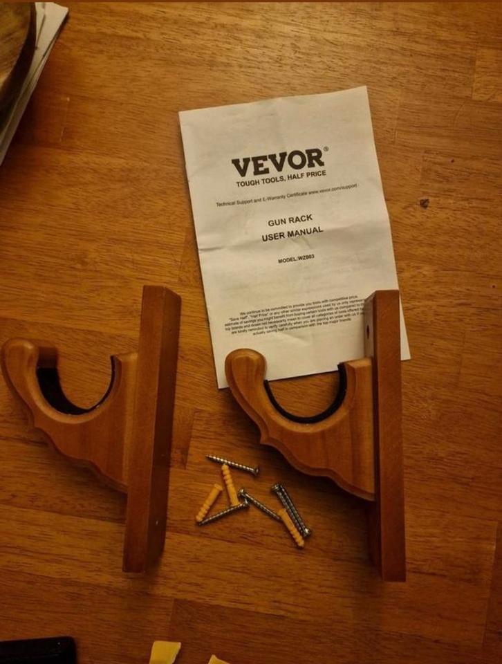 Wapenrek / muurbeugels voor lange wapens, Sport en Fitness, Schietsport-accessoires, Zo goed als nieuw, Ophalen of Verzenden