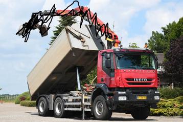 Iveco TRAKKER 450ps !Z-KRAAN!RADIO REMOTE!3 SIDED TIPPER!EUR beschikbaar voor biedingen