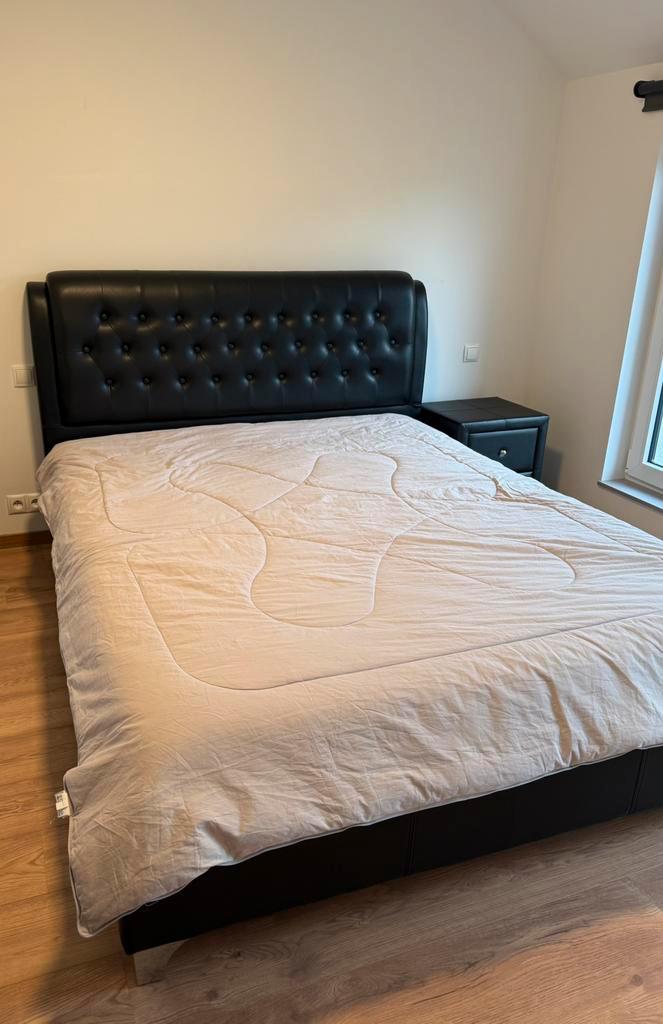 Lit à vendre 160x200, Maison & Meubles, Chambre à coucher | Lits, Utilisé, Deux personnes, 160 cm, 200 cm, Autres matériaux, Noir