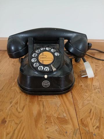 oude RTT telefoon 1956 met draaischijf beschikbaar voor biedingen