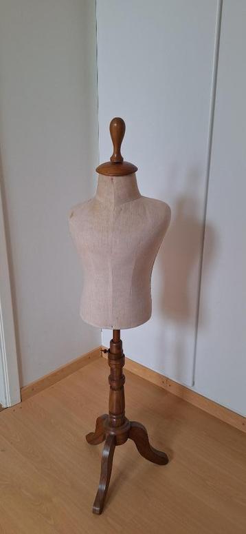 paspop beschikbaar voor biedingen