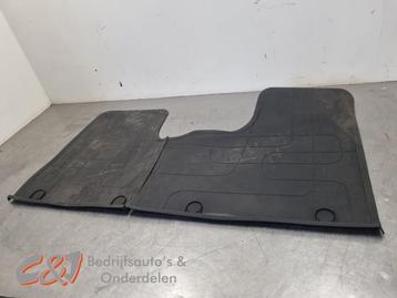 Matten Set van een Renault Trafic beschikbaar voor biedingen