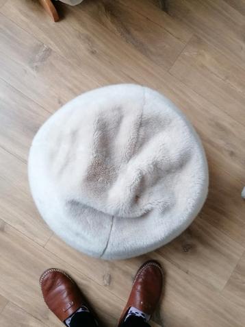 pouf fausse fourrure écru beige la redoute 