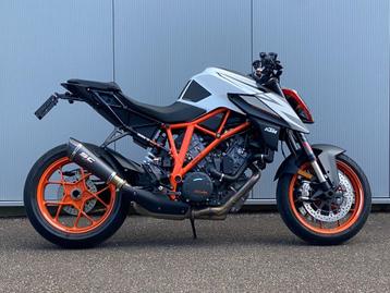 KTM 1290 Super Duke R SC-uitlaat / Quickshifter / Handverw. beschikbaar voor biedingen