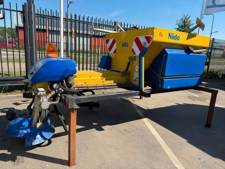 NIDO B11K-24 PCXN-350, Articles professionnels, Machines & Construction | Entretien & Nettoyage