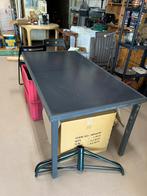 Stevige Metalen Tafel – 145 x 80 cm – Industrieel Design, Ophalen