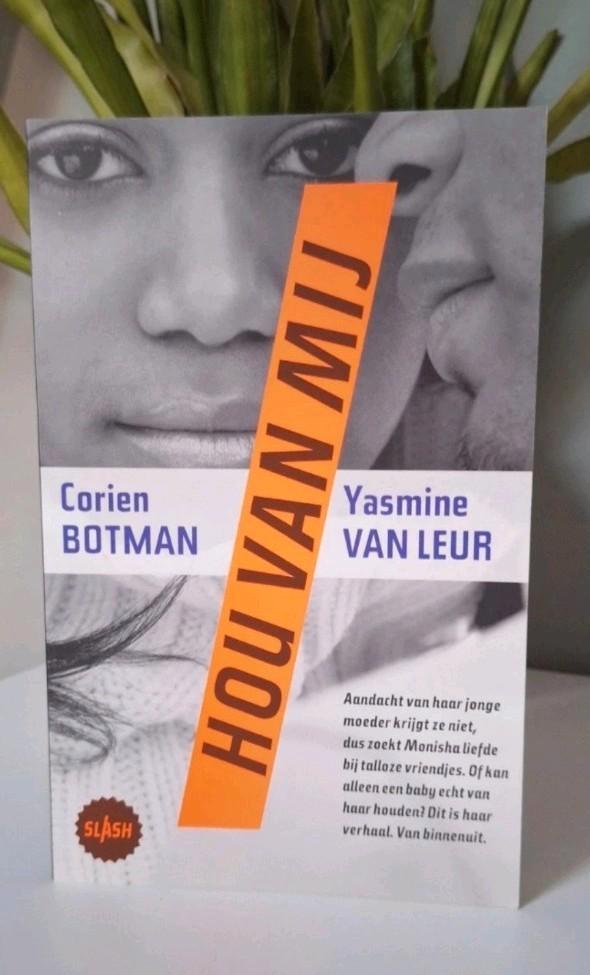 Corien Botman - Hou van mij, Boeken, Kinderboeken | Jeugd | 13 jaar en ouder, Zo goed als nieuw, Ophalen of Verzenden