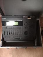 roland, Muziek en Instrumenten, Ophalen, Gebruikt
