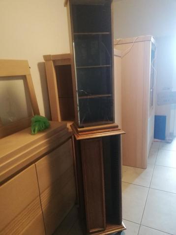 Voor De 2 CD En Dvd Rekken 30 Euro.  beschikbaar voor biedingen