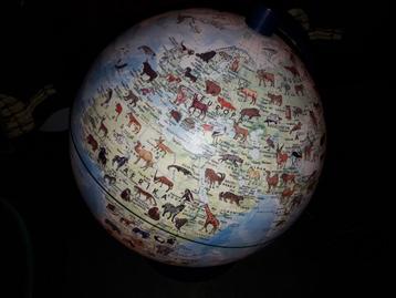 Wereldbol Dinoz | Stella Nova Globe beschikbaar voor biedingen