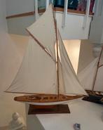 Houten zeilboot, Ophalen, Zo goed als nieuw