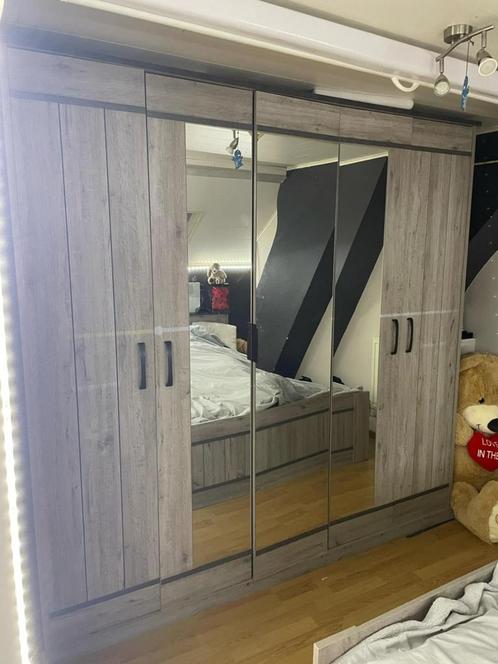 Slaapkamer te koop - DRINGEND, Huis en Inrichting, Slaapkamer | Complete slaapkamers, Gebruikt, Tweepersoons, Ophalen