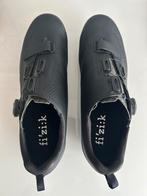 Vends chaussures Fizik x5 terra taille 44, Schoenen, Heren, Zo goed als nieuw, Overige maten