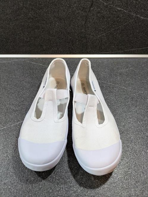 Turnpantoffels, maat 34, Rucanor, Kinderen en Baby's, Kinderkleding | Schoenen en Sokken, Gebruikt, Sportschoenen, Jongen of Meisje