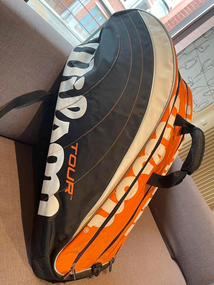 Wilson Tour Golftas - ALMOST NEW, Sport en Fitness, Tennis, Zo goed als nieuw, Tas, Wilson, Ophalen