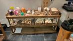 Robuust houten winkelrek /presentatiemeubel met 3 legplanken, Huis en Inrichting, Ophalen, Zo goed als nieuw