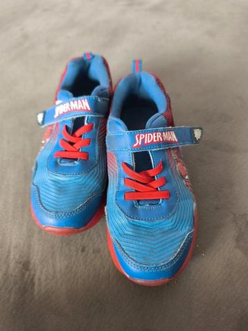 Kinderschoenen  Spiderman met lichtjes maat 31 beschikbaar voor biedingen