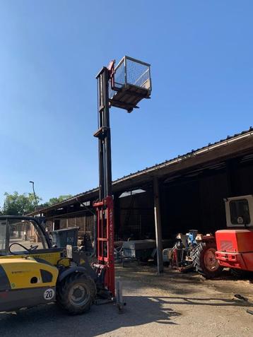 lift - hoogwerker voor tractor of kniklader beschikbaar voor biedingen