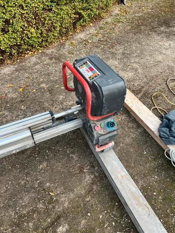 Lomar 106 chaperobot beschikbaar voor biedingen