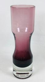 Riihimaen Lasi Vintage design T. Aladin sommerso glas vaas, Antiek en Kunst, Ophalen of Verzenden