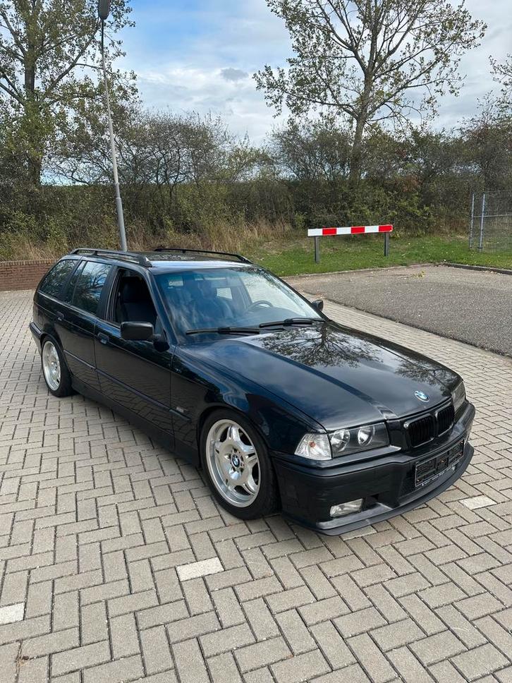 Bmw E36 323i M-Pakket station 1996!!!, Auto's, BMW, Particulier, 3 Reeks, Benzine, Overige carrosserie, 5 deurs, Handgeschakeld