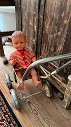 Oude pop met poppenwagen, Antiek en Kunst, Antiek | Speelgoed, Ophalen