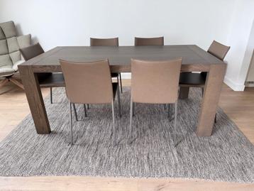 À Saisir : Ensemble Table ARCO & 6 Chaises Zanotta beschikbaar voor biedingen