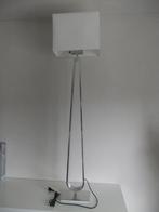 IKEA KLABB vloerlamp - dimbaar (NIEUWSTAAT), Ophalen, 100 tot 150 cm, Zo goed als nieuw, Metaal
