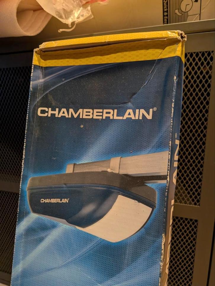 Chamberlain Garage poort opener nieuw, Auto diversen, Autostaanplaatsen en Garages
