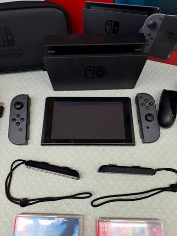 Perfect onderhouden Nintendo Switch met game beschikbaar voor biedingen