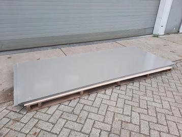 Nieuwe Trespa Kwartsgrijs aan spotprijs beschikbaar voor biedingen