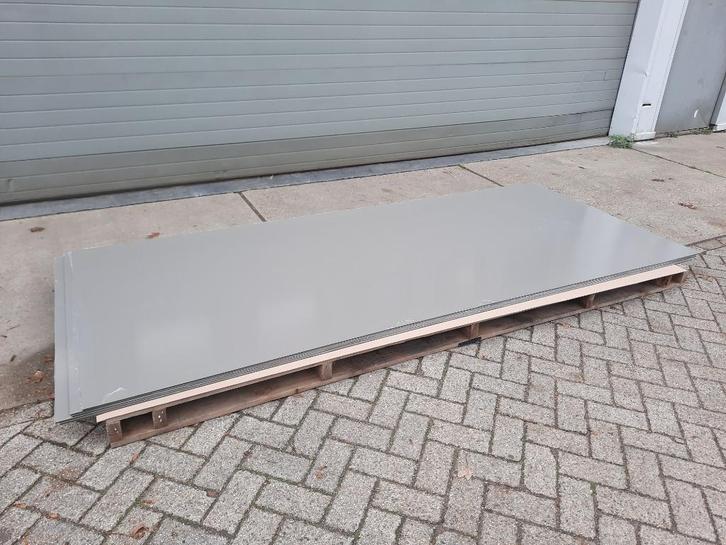 Nieuwe Trespa Kwartsgrijs aan spotprijs, Doe-het-zelf en Bouw, Glas en Ramen, Nieuw, Ophalen of Verzenden