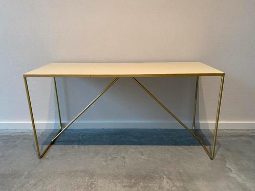 Bijzettafeltje - bankje (Scandinavisch design), Huis en Inrichting, Tafels | Bijzettafels, Zo goed als nieuw, Rechthoekig, Metaal of Aluminium