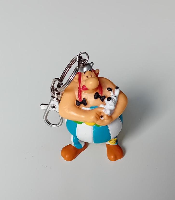 Sleutelhanger Obelix en Idefix Plastoy, Verzamelen, Stripfiguren, Zo goed als nieuw, Beeldje of Figuurtje, Asterix en Obelix, Ophalen of Verzenden
