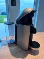 Machine à café Nespresso Vertuo Plus Deluxe, Réservoir d'eau amovible