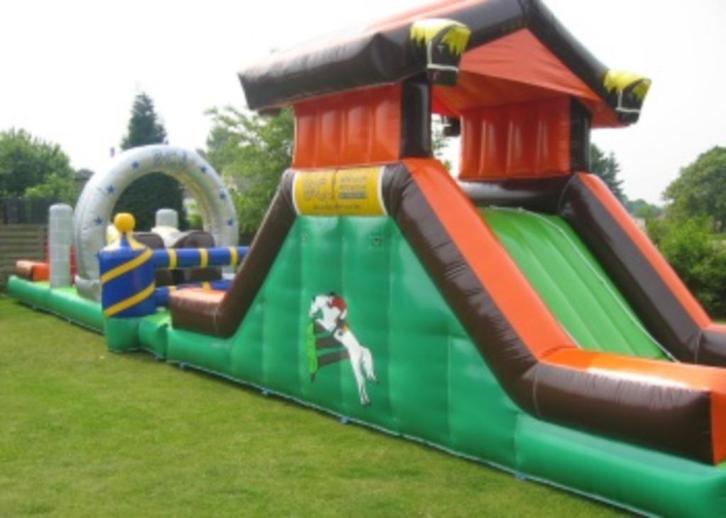 Paardenrace springkasteel, Kinderen en Baby's, Speelgoed | Buiten | Springkussens, Gebruikt, Ophalen