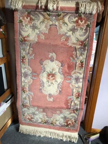 NIEUWE TAPIJT  55X150CM beschikbaar voor biedingen