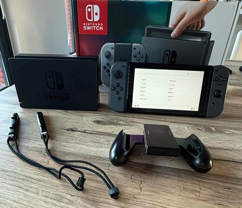Nintendo switch ! originele verpakking & tal van accessoires, Games en Spelcomputers, Games | Nintendo Switch, Refurbished, Ophalen of Verzenden