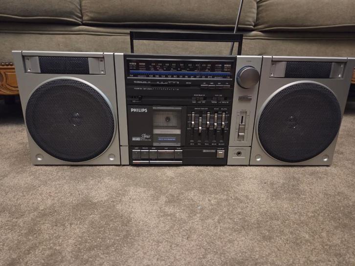 Philips D8534 — Klassieke stereoradio, Audio, Tv en Foto, Stereoketens, Zo goed als nieuw, Philips, Ophalen