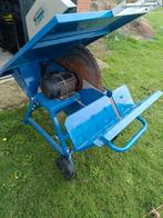 Brandhout zaagmachine, Ophalen