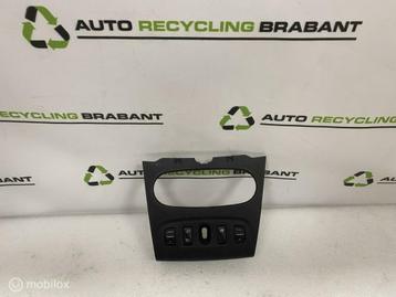 Bedieningspaneel Dacia Sandero Stepway 2 ORIG 275009384R beschikbaar voor biedingen
