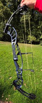 Hoyt invicta 40"  50/60 rechtshandig, Sport en Fitness, Handboogschieten, Ophalen, Gebruikt