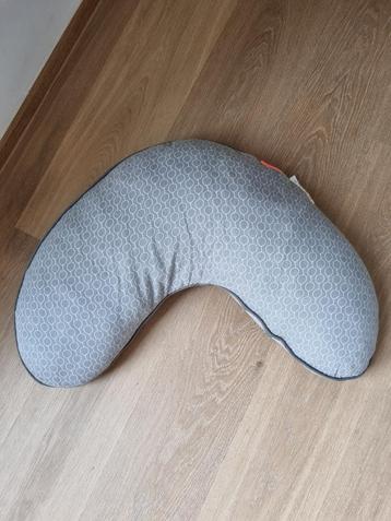 voedingskussen beschikbaar voor biedingen