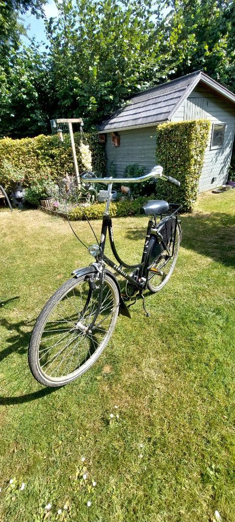 Damesfiets Omafiets Achielle Zwart, Fietsen en Brommers, Fietsen | Dames | Omafietsen, Gebruikt, Handrem, Versnellingen, Ophalen