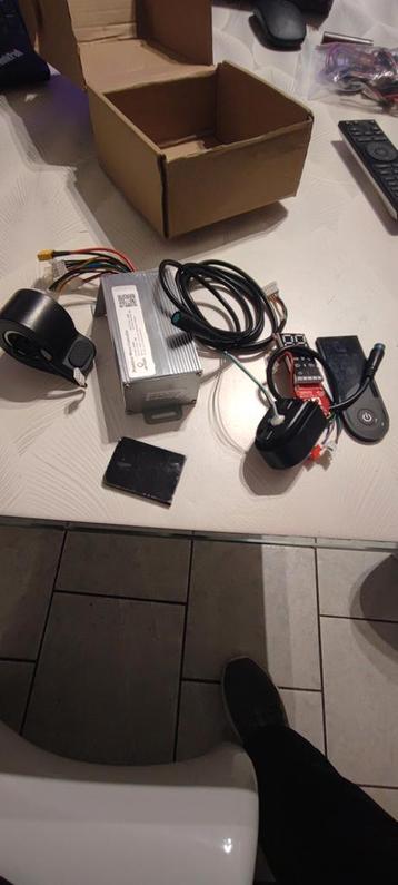 KIT CONTROLEUR TROTTINETTE COMPLET NEUF TOUTES MARQUES beschikbaar voor biedingen